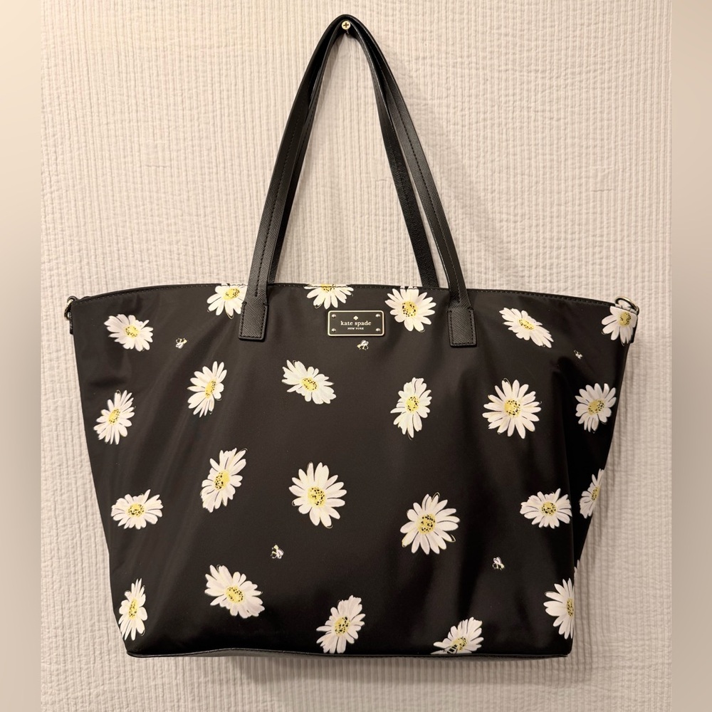 Kate Spade Black falling Daisies Tote bag